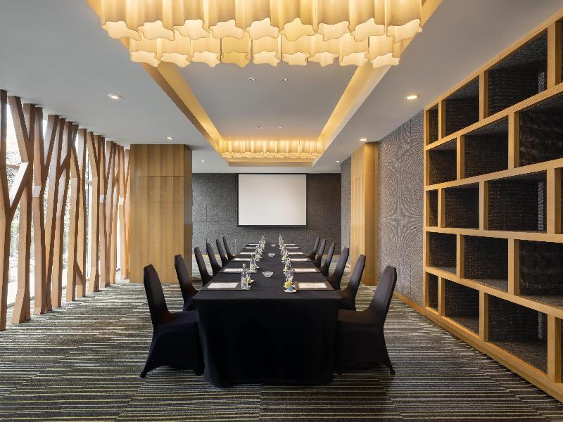 DoubleTree by Hilton Jakarta Kemayoran image