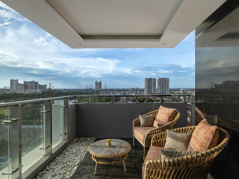 DoubleTree by Hilton Jakarta Kemayoran image