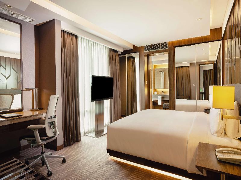 DoubleTree by Hilton Jakarta Kemayoran image