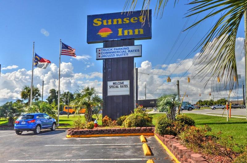 Sunset Inn image