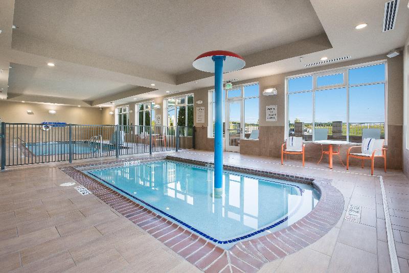 Holiday Inn Jackson Nw - Airport Road image