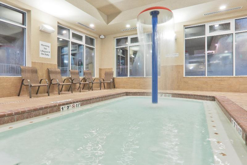 Holiday Inn Jackson Nw - Airport Road image