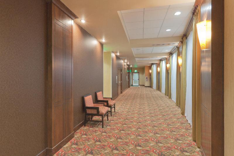 Holiday Inn Jackson Nw - Airport Road image