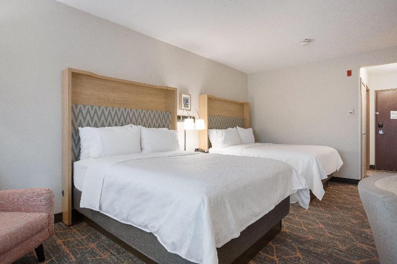 Holiday Inn Jackson Nw - Airport Road image