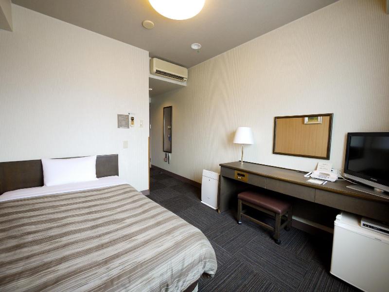 Hotel Route Inn Court Matsumoto Inter image