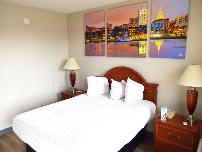 Days Inn by Wyndham Trumann AR image