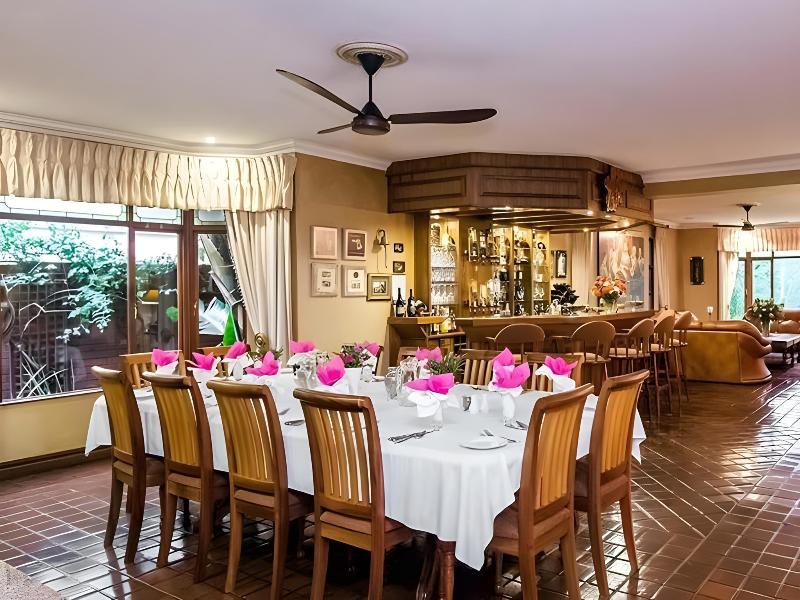 The Woodpecker Inn image