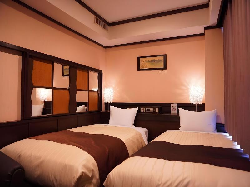 Hotel New Station image