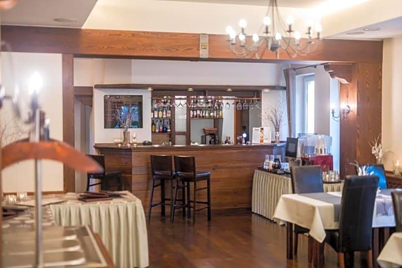 GreenLine Hotel Nowa Ski image
