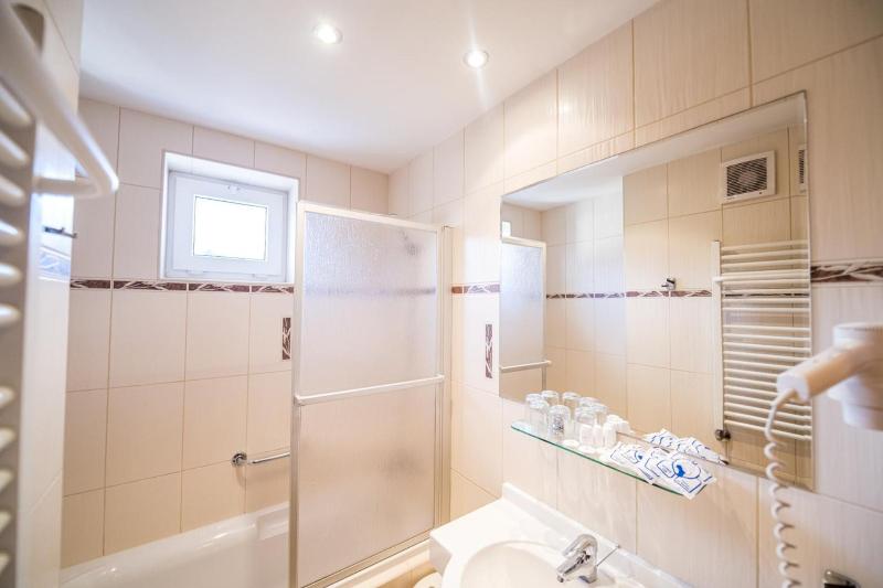 GreenLine Hotel Nowa Ski image