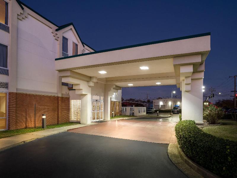 Days Inn & Suites by Wyndham Ridgeland