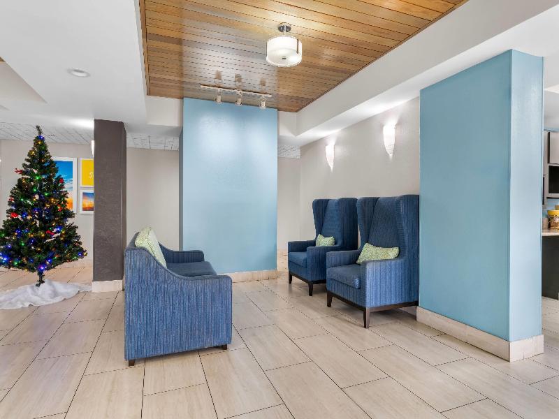 Days Inn & Suites by Wyndham Ridgeland image