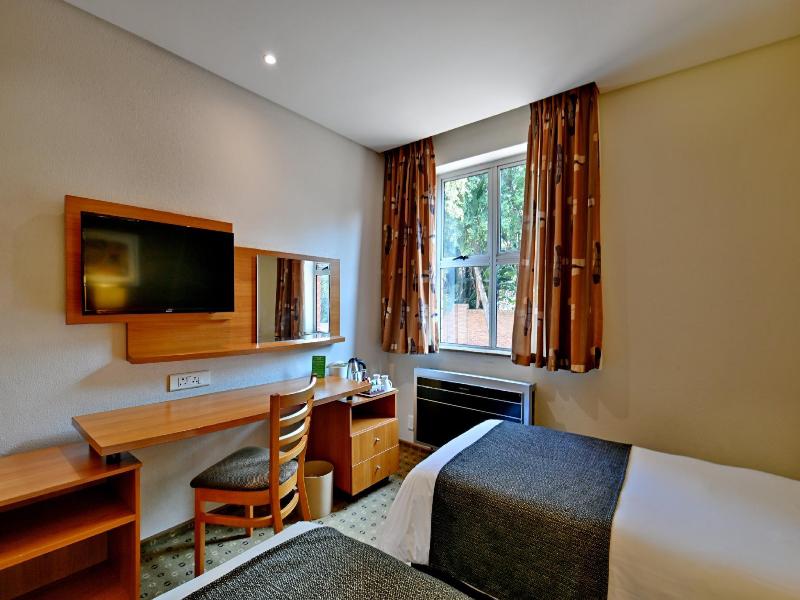 Town Lodge Sandton Grayston Johannesburg image