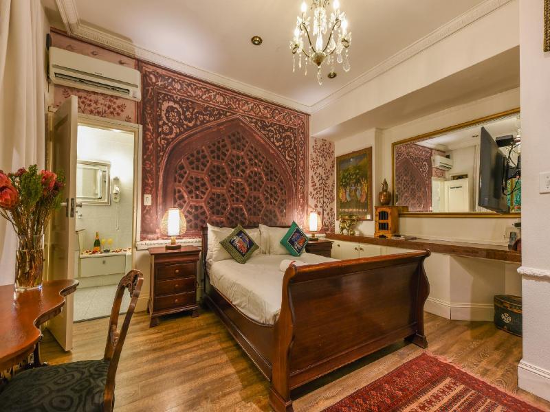 Villa Simonne image