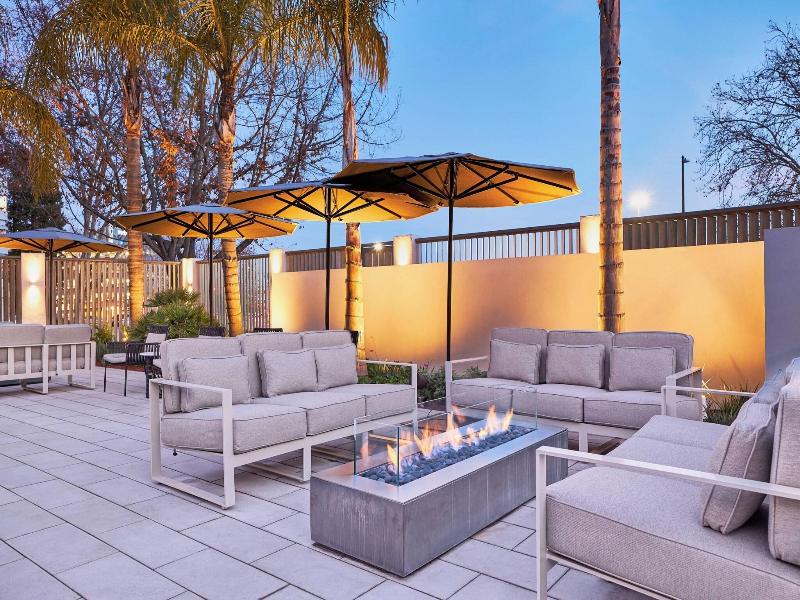 Ac Hotel By Marriott Pleasanton image