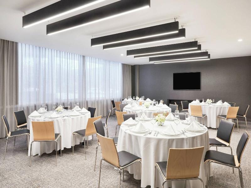 Ac Hotel By Marriott Pleasanton image