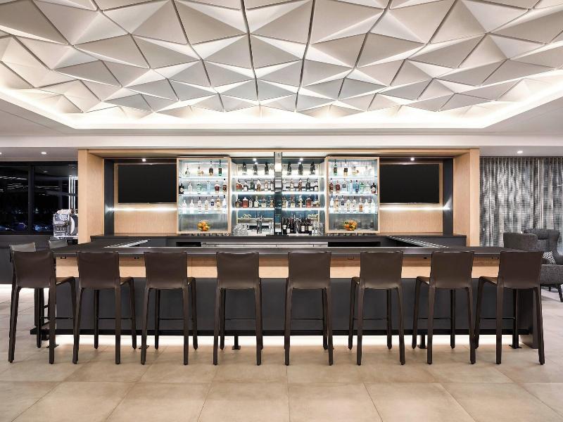 Ac Hotel By Marriott Pleasanton image