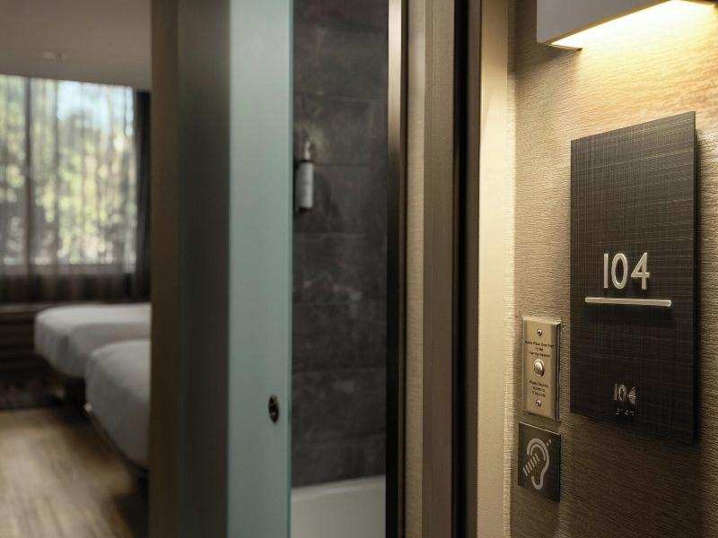 Ac Hotel By Marriott Pleasanton image