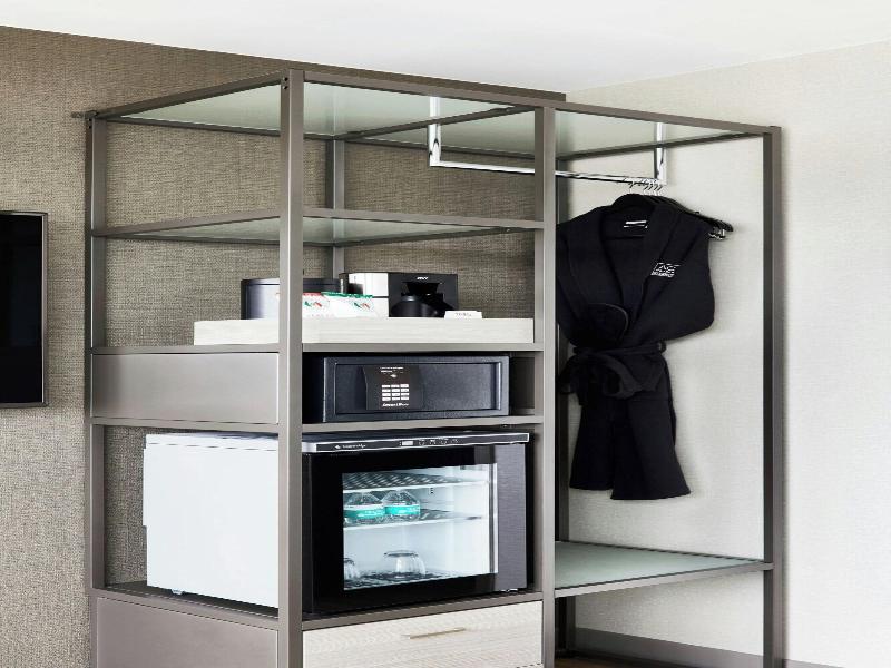 Ac Hotel By Marriott Pleasanton image