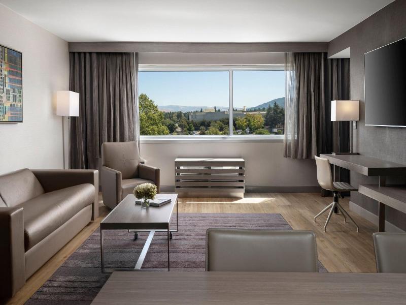 Ac Hotel By Marriott Pleasanton image