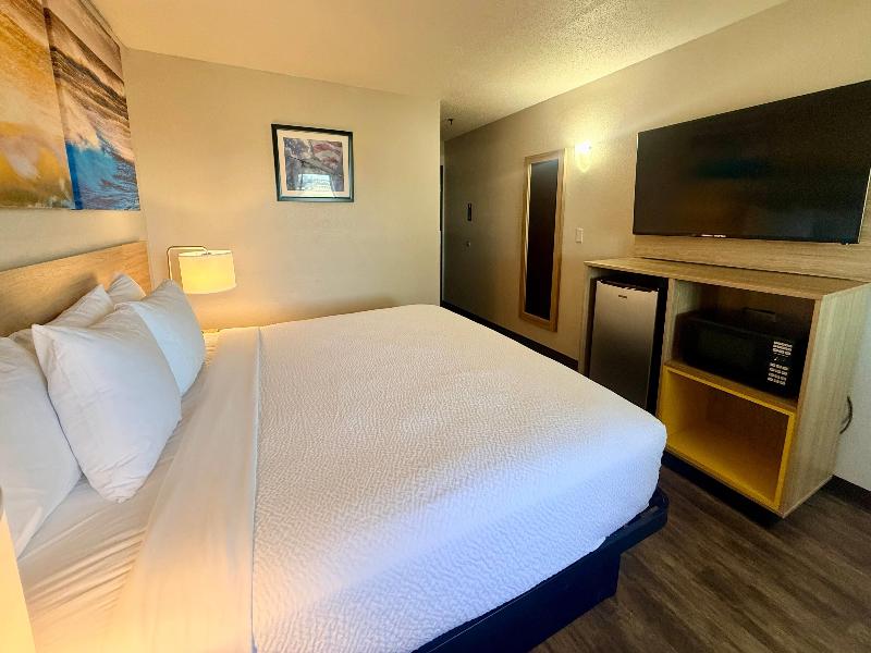 Days Inn by Wyndham Orange Park/Jacksonville image