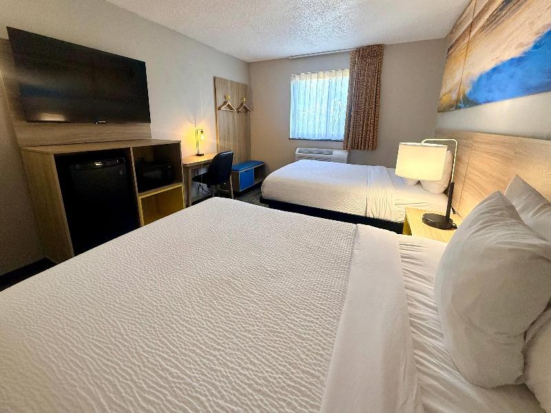 Days Inn by Wyndham Orange Park/Jacksonville image