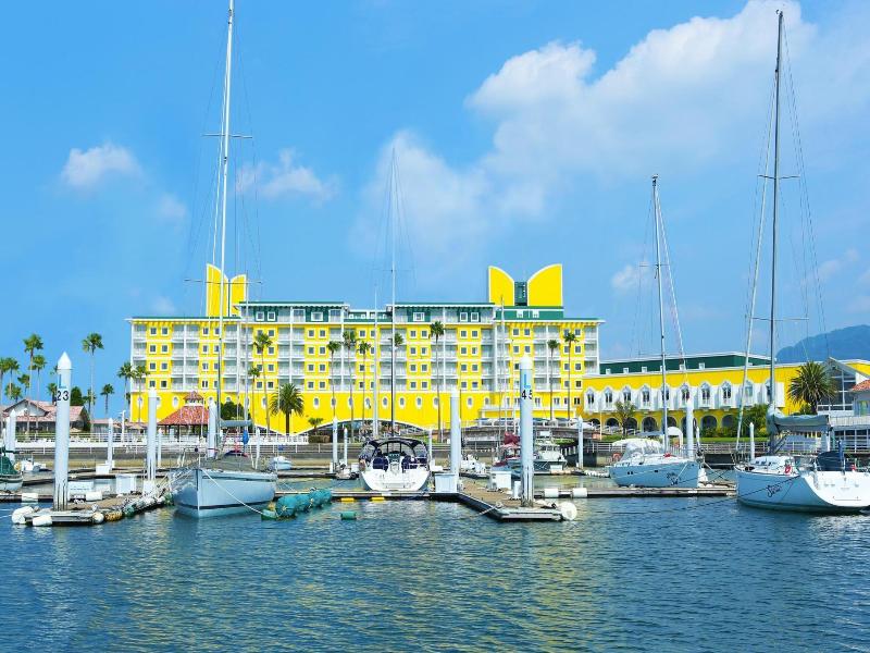 Wakayama Marina City Royal Pines Hotel image