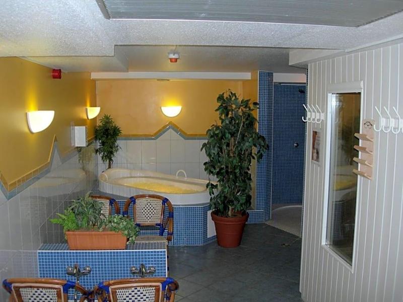 Aparthotel image