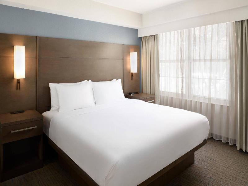 Residence Inn Pleasanton image
