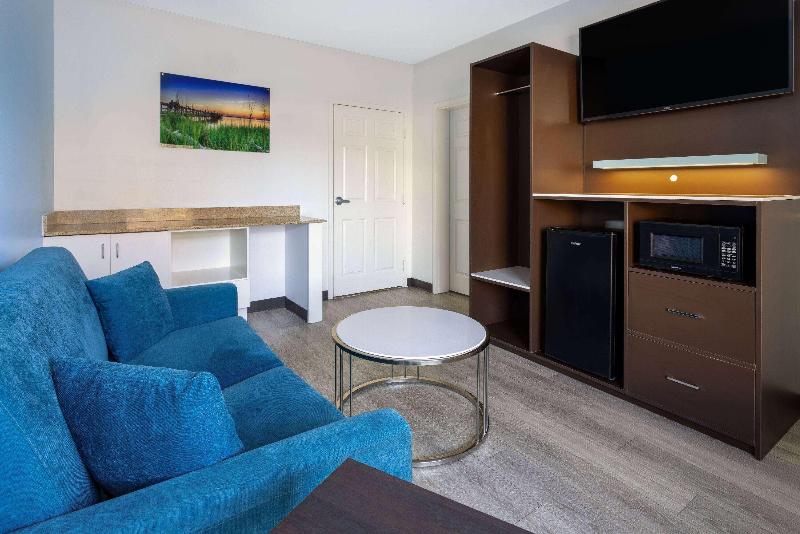 Baymont By Wyndham Camp Lejeune image