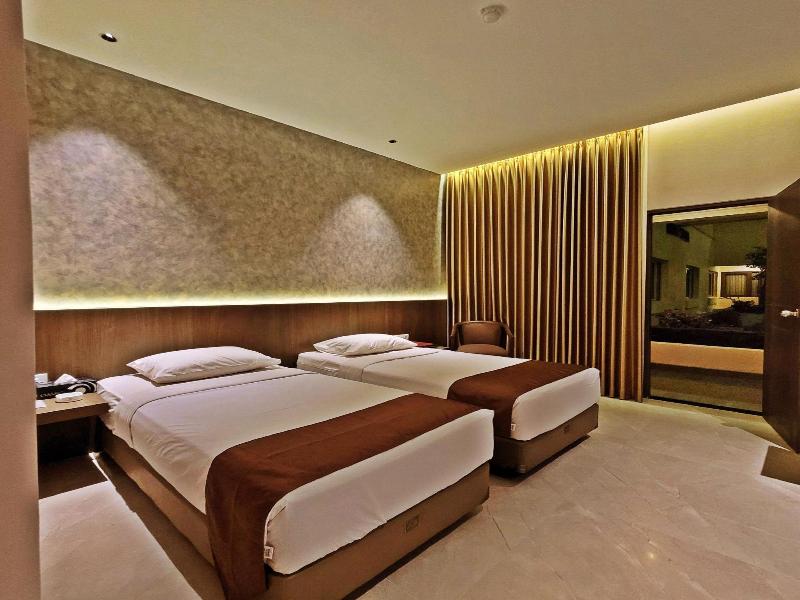 Classic Hotel image