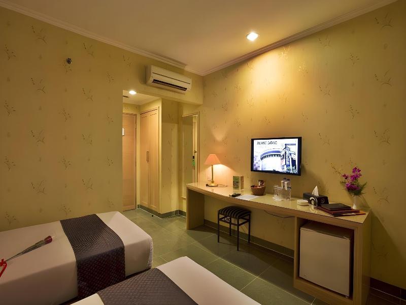 Classic Hotel image