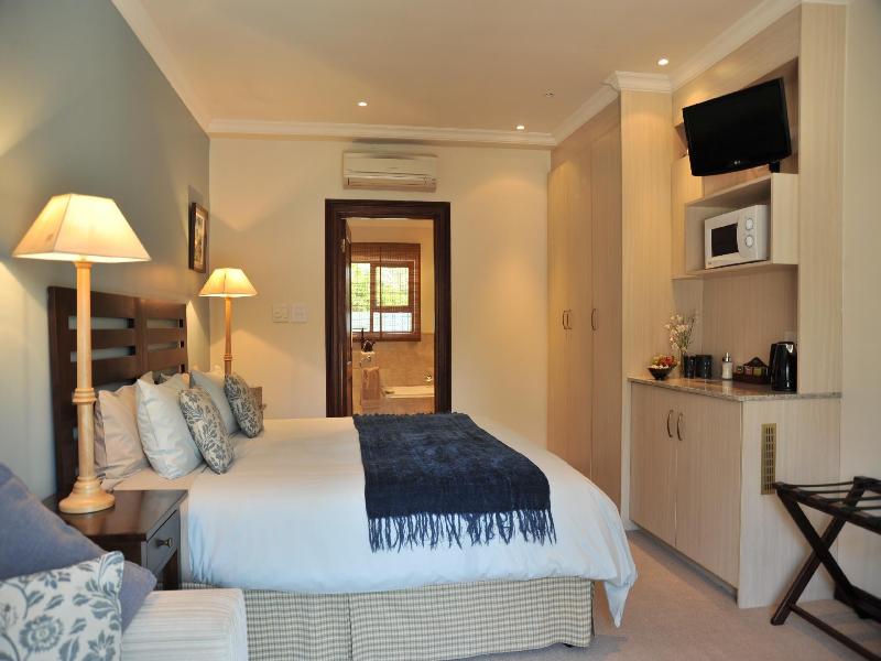 Claires of Sandton Luxury Guest House image