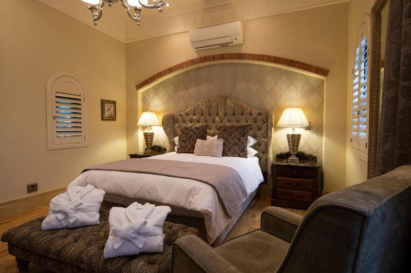Three Rivers Lodge