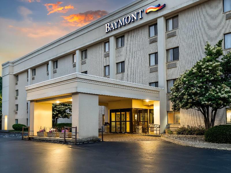 Baymont by Wyndham Janesville image