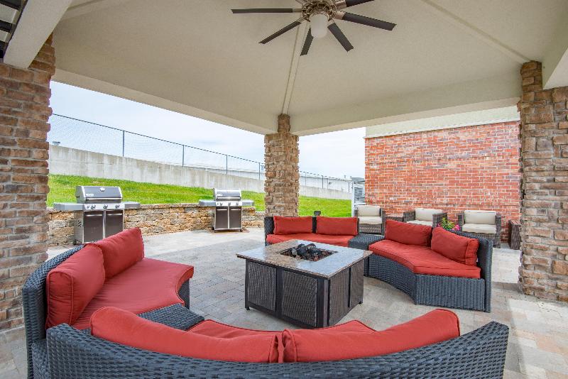 Candlewood Suites Jefferson City image