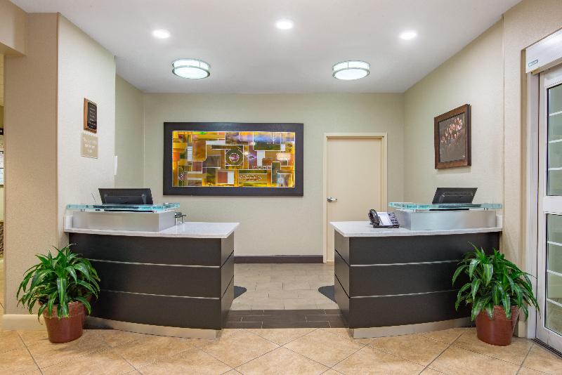 Candlewood Suites Jefferson City image