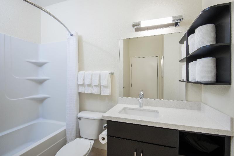 Candlewood Suites Jefferson City image