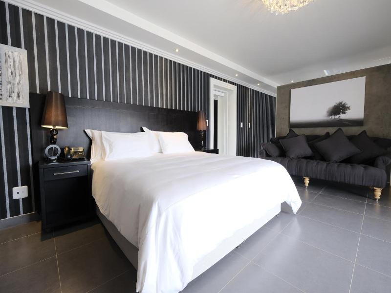 Villa Moyal image