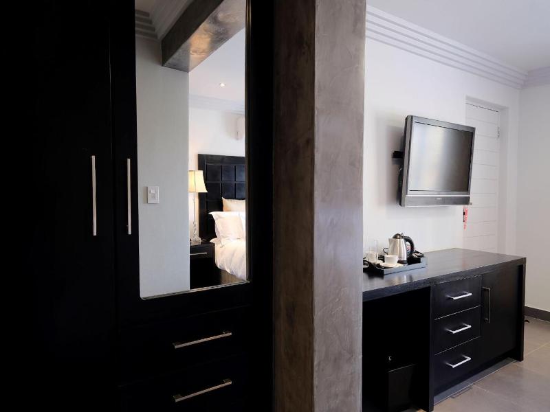 Villa Moyal image