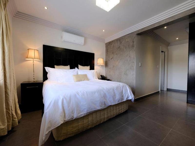 Villa Moyal image