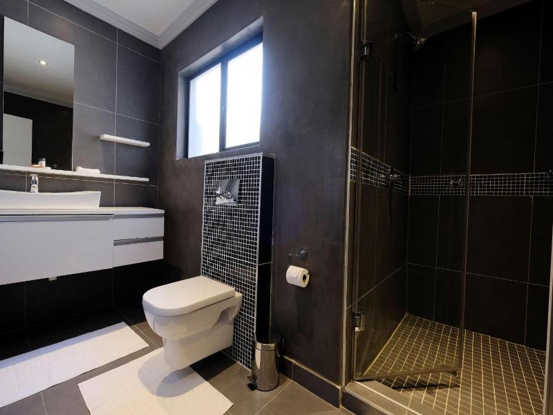 Villa Moyal image