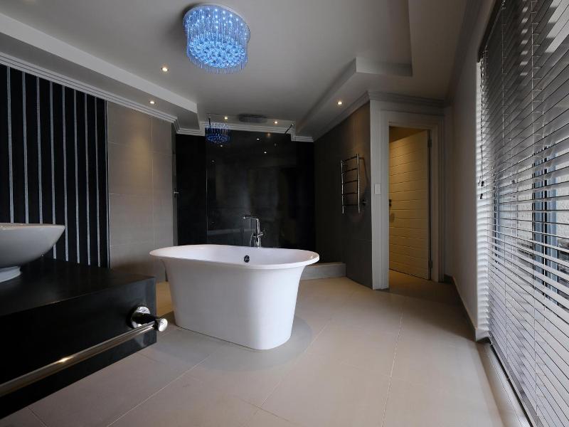 Villa Moyal image