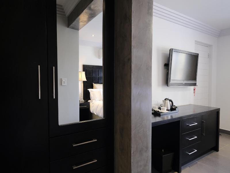 Villa Moyal image