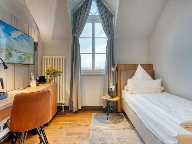 Inselhotel König image