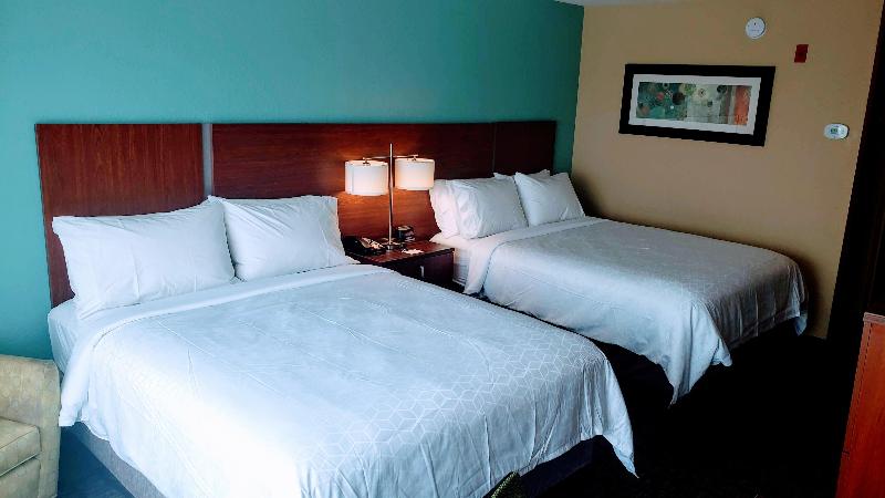 Holiday Inn Express Suites Jacksonville South I295 — photo 28