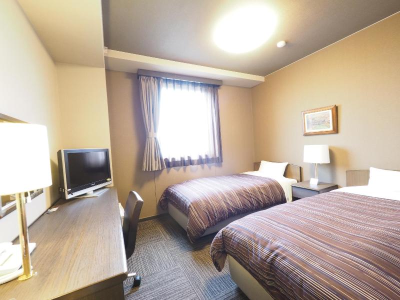 Route-Inn Court Matsumoto Inter image