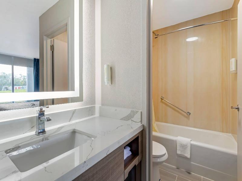 Rodeway Inn image