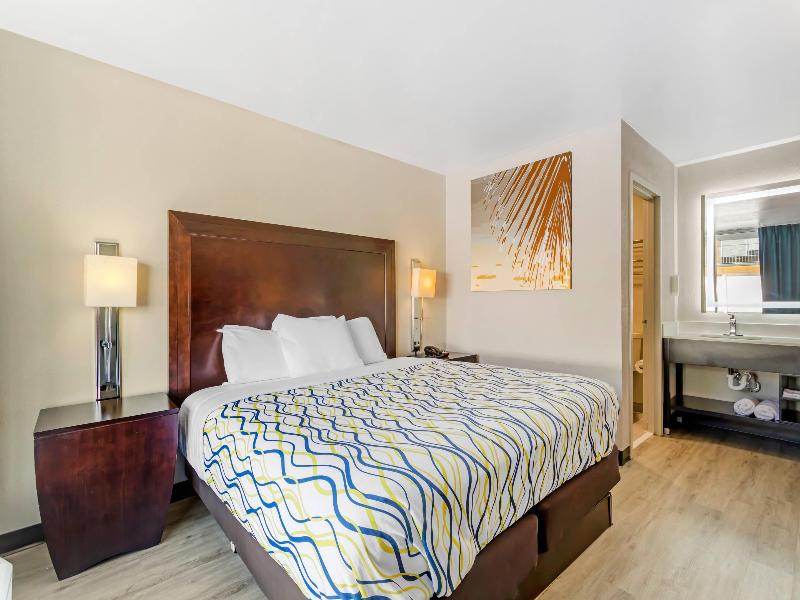 Rodeway Inn image