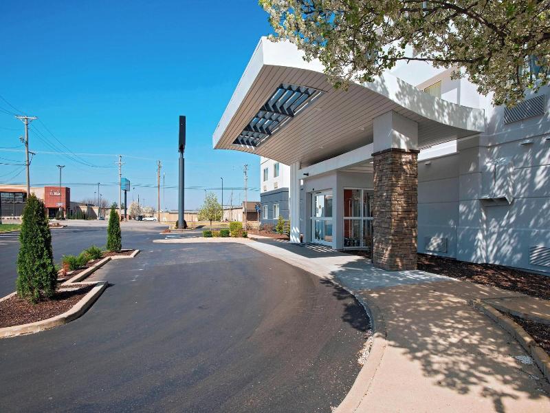 Fairfield Inn Joplin image